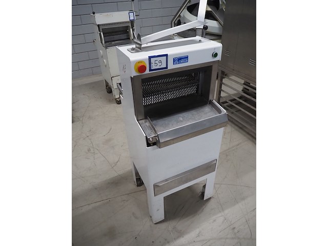 Fb-broodsnijmachines benelux - afbeelding 1 van  12