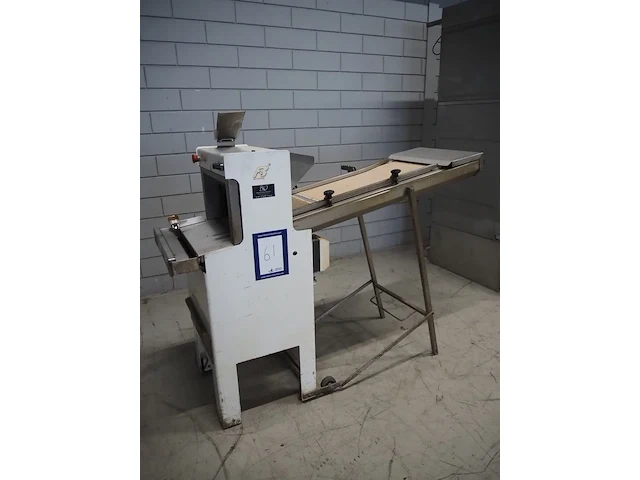 Fb-broodsnijmachines benelux - afbeelding 1 van  10