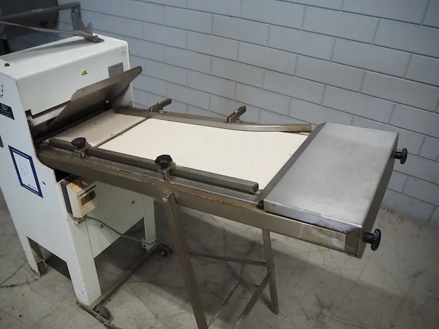 Fb-broodsnijmachines benelux - afbeelding 5 van  10
