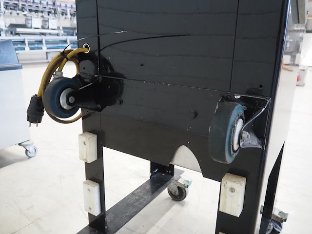 Fb - afbeelding 9 van  9