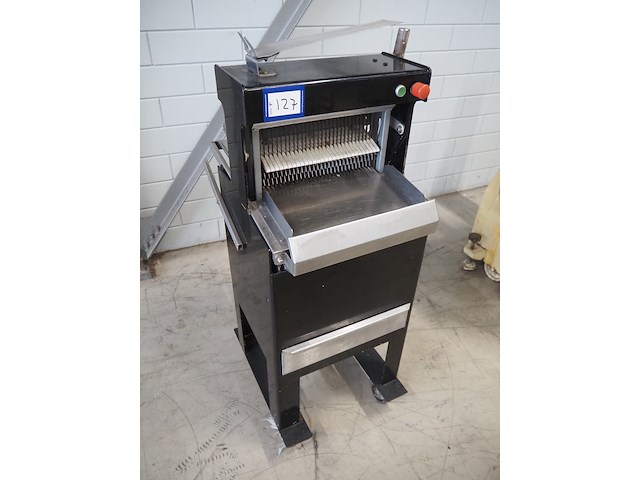 Fb - afbeelding 1 van  10