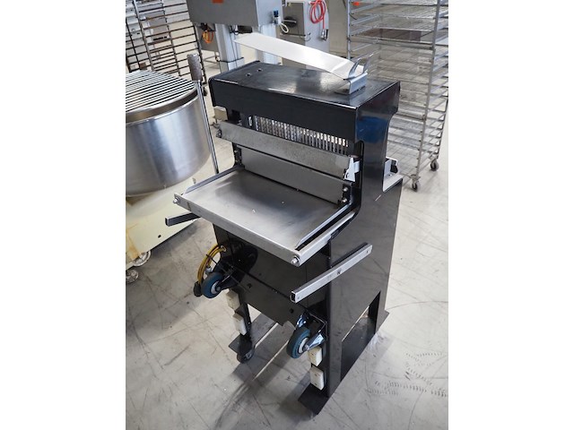 Fb - afbeelding 5 van  10