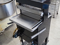 Fb - afbeelding 5 van  10