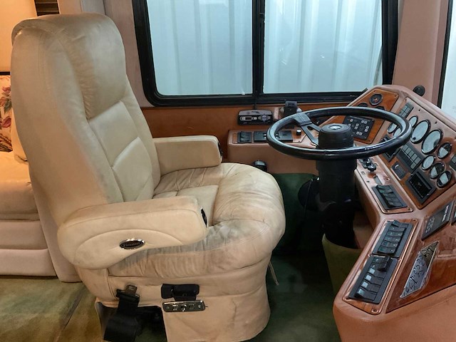 Featherlite vogue 5000s camper / tiny house year 2000 - afbeelding 3 van  50