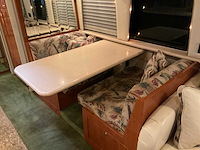 Featherlite vogue 5000s camper / tiny house year 2000 - afbeelding 18 van  50