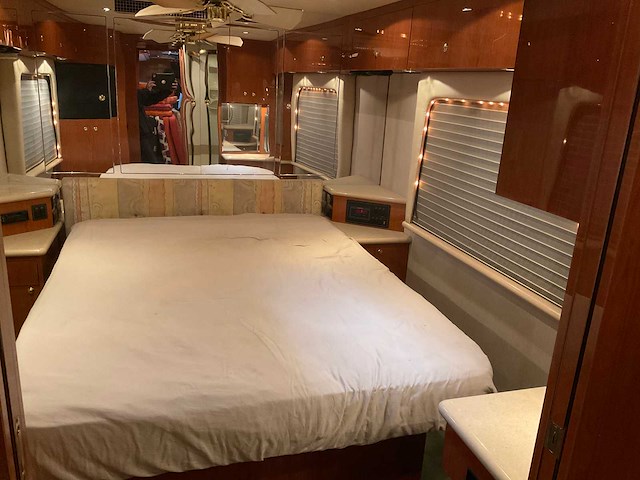 Featherlite vogue 5000s camper / tiny house year 2000 - afbeelding 35 van  50