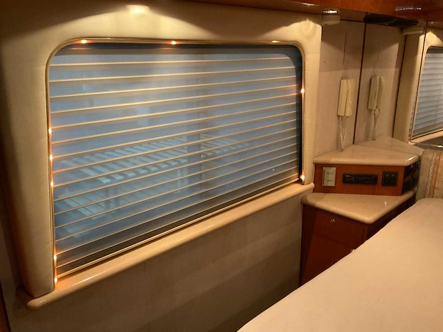 Featherlite vogue 5000s camper / tiny house year 2000 - afbeelding 38 van  50