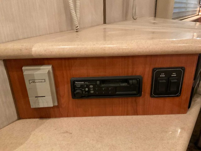 Featherlite vogue 5000s camper / tiny house year 2000 - afbeelding 42 van  50