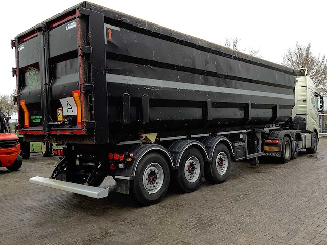 Feber - 2020 - nw - kipper - afbeelding 1 van  12