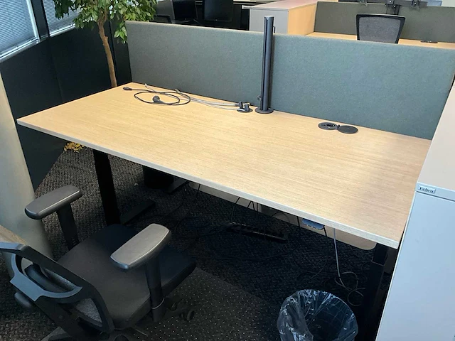 Febrü elektrisch zit-sta bureau met standcontainer (2x) - afbeelding 6 van  12