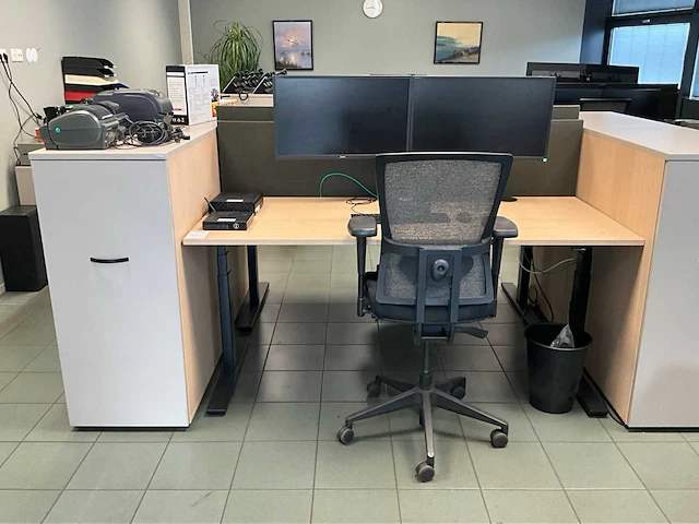 Febrü elektrisch zit-sta bureau met standcontainer - afbeelding 1 van  6