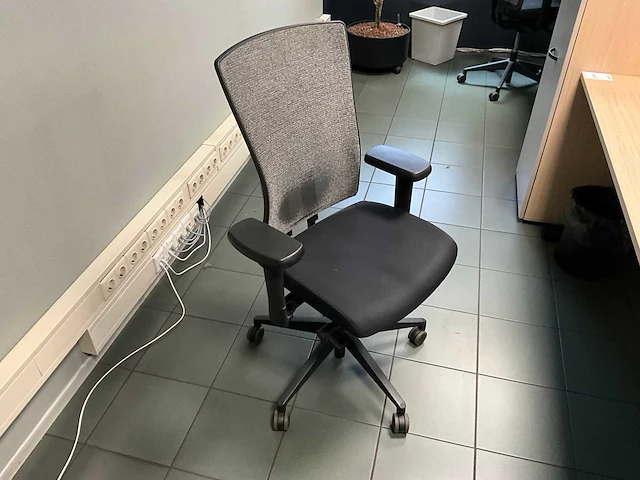 Febrü elektrisch zit-sta bureau met standcontainer - afbeelding 6 van  6