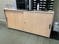 Febrü schuifdeurkast met inhoud - afbeelding 1 van  7