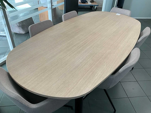 Febrü vergadertafel met 6 stoelen - afbeelding 3 van  5