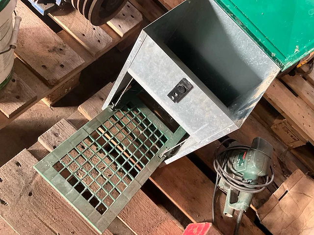 Feed-o-matic - voerautomaat - vogelvoer - afbeelding 4 van  4