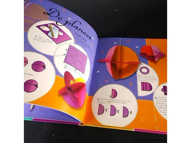 Feestelijke origami's - afbeelding 4 van  5