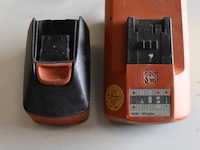 Fein acculader - afbeelding 2 van  5