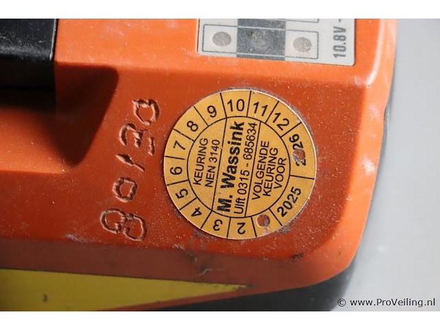 Fein acculader - afbeelding 5 van  5