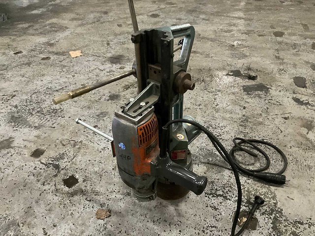 Fein ask672 kernboormachine + funwerk magneetstatief - afbeelding 1 van  5