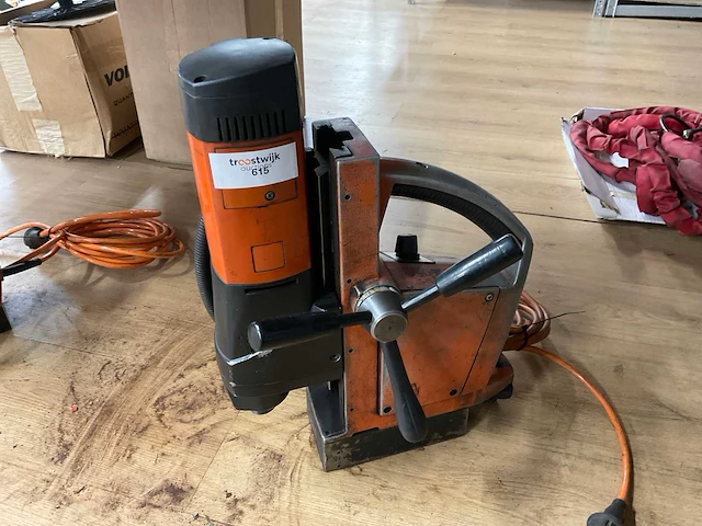 Fein kbm 65 magnetische boormachine - afbeelding 1 van  3