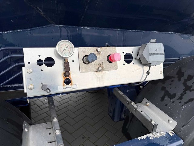 Feldbinder - bulktrailer - 2008 - 59.3 kuub - 4 vakken - stuuras - ok-91-hp - afbeelding 5 van  24