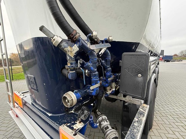 Feldbinder - bulktrailer - 2008 - 59.3 kuub - 4 vakken - stuuras - ok-91-hp - afbeelding 7 van  24