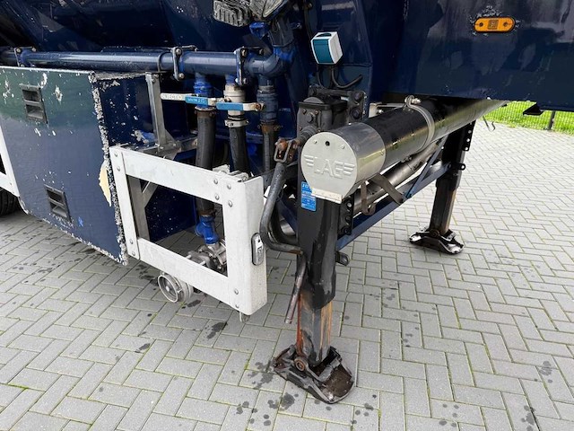 Feldbinder - bulktrailer - 2008 - 59.3 kuub - 4 vakken - stuuras - ok-91-hp - afbeelding 15 van  24