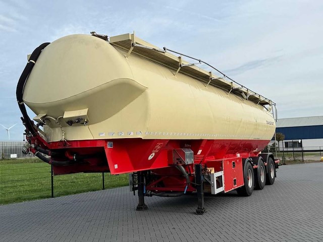 Feldbinder - bulktrailer - 2009 - 59.3 kuub - 4 vakken - stuuras - 3 x 10 tons assen - ok-58-tf - afbeelding 1 van  30