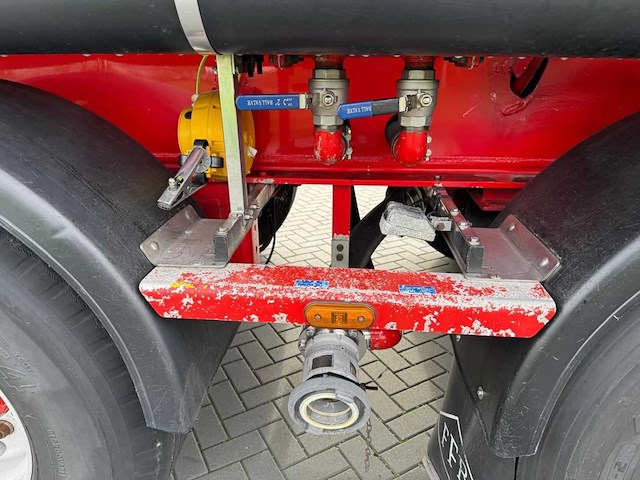 Feldbinder - bulktrailer - 2009 - 59.3 kuub - 4 vakken - stuuras - 3 x 10 tons assen - ok-58-tf - afbeelding 13 van  30