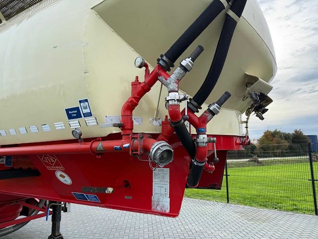 Feldbinder - bulktrailer - 2009 - 59.3 kuub - 4 vakken - stuuras - 3 x 10 tons assen - ok-58-tf - afbeelding 18 van  30