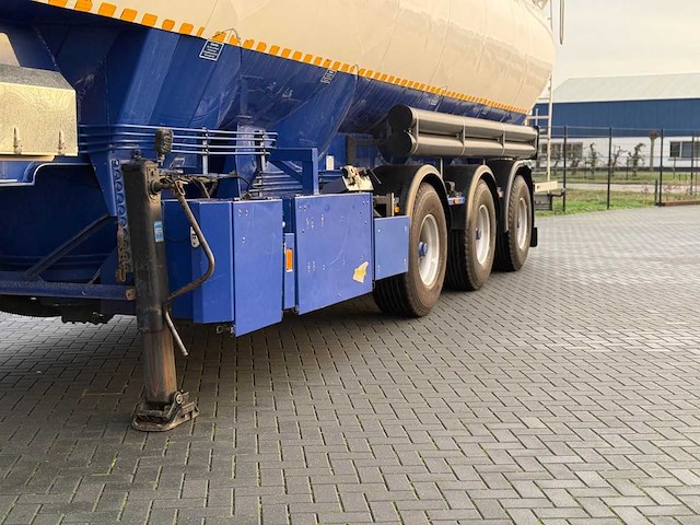 Feldbinder - bulktrailer - 2009 - 68 kuub - ffb - 7 vakken - oplegger - ok-79-xd - afbeelding 19 van  24