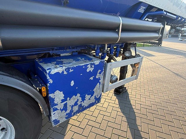 Feldbinder - bulktrailer - 2010 - eut 45.2 - verweeg trailer - city - achteras gestuurd - 45,2 kuub - 7 vakken - ol-28-bt - afbeelding 9 van  29