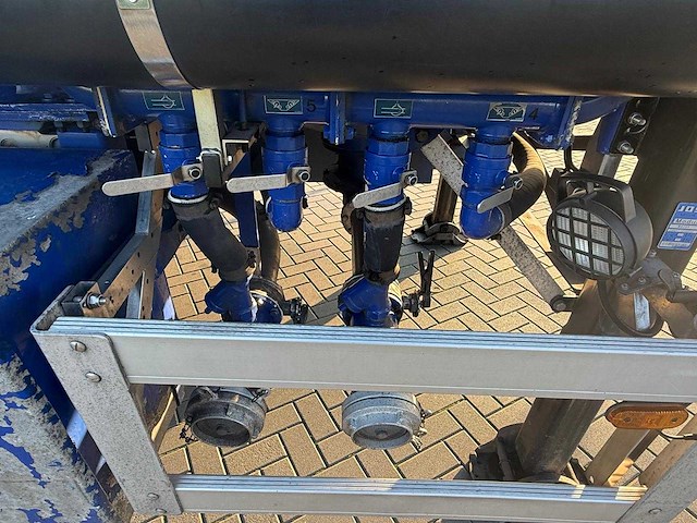 Feldbinder - bulktrailer - 2010 - eut 45.2 - verweeg trailer - city - achteras gestuurd - 45,2 kuub - 7 vakken - ol-28-bt - afbeelding 17 van  29