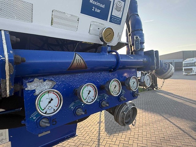 Feldbinder - bulktrailer - 2010 - eut 45.2 - verweeg trailer - city - achteras gestuurd - 45,2 kuub - 7 vakken - ol-28-bt - afbeelding 19 van  29