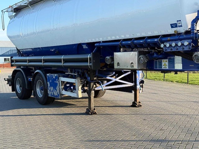 Feldbinder - bulktrailer - 2010 - eut 45.2 - verweeg trailer - city - achteras gestuurd - 45,2 kuub - 7 vakken - ol-28-bt - afbeelding 27 van  29
