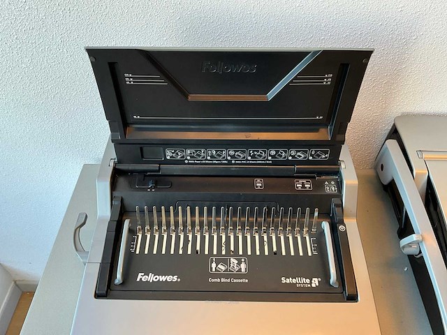 Fellowes galaxy 500 bindmachine (2x) - afbeelding 4 van  5
