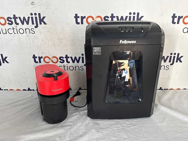 Fellowes powershred 12c papiervernietiger snippers - zwart | krups vertuo pop spcy xn9205 – capsule koffiemachine - afbeelding 1 van  1