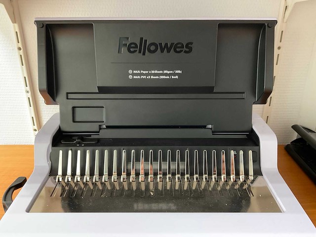 Fellowes pulsar e 300 inbindmachine - afbeelding 4 van  7