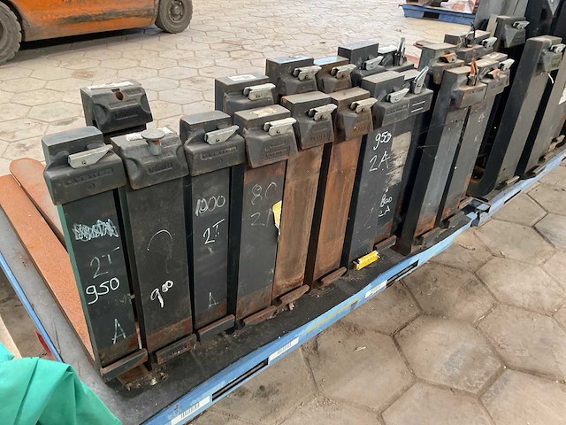 Fem 2a heftruck lepels (10x) - afbeelding 4 van  5
