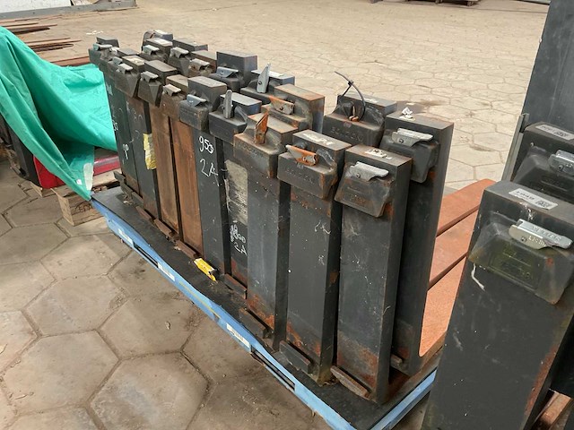 Fem 2a heftruck lepels (10x) - afbeelding 5 van  5