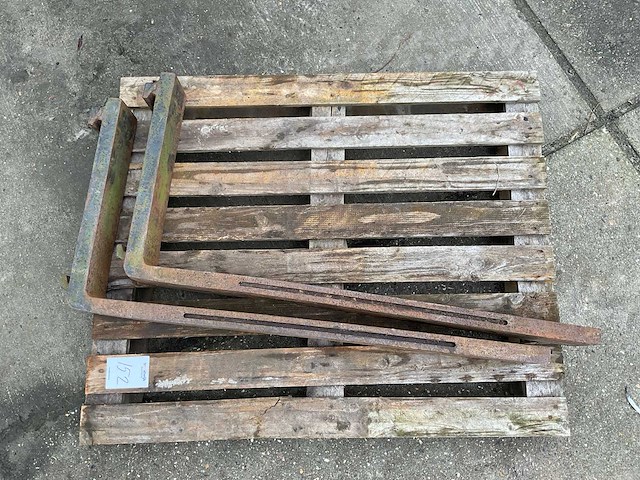 Fem2 1100x120x40 heftruck lepel (2x) - afbeelding 1 van  4