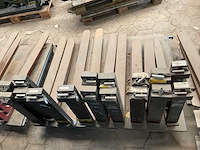 Fem2a heftruck vorken (8x) - afbeelding 2 van  4