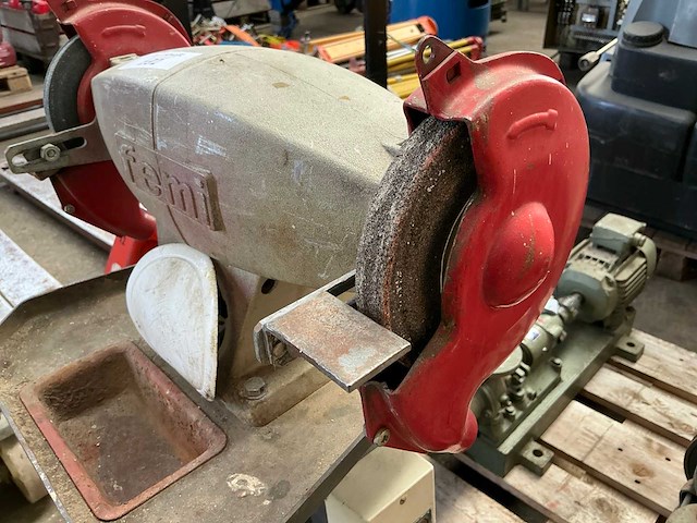 Femi v220 dubbelsteens slijpmachine - afbeelding 1 van  3