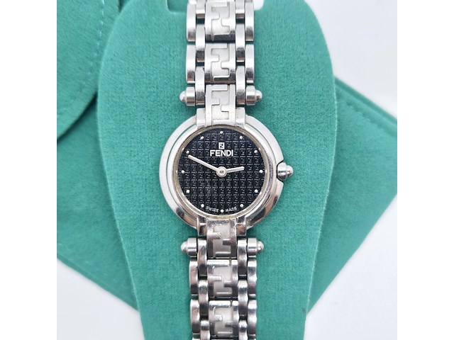 Fendi 750l dameshorloge - inclusief sieraden etui, horloge loopt niet - afbeelding 1 van  5