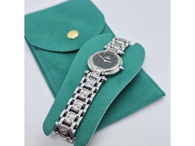 Fendi 750l dameshorloge - inclusief sieraden etui, horloge loopt niet - afbeelding 2 van  5