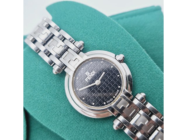 Fendi 750l dameshorloge - inclusief sieraden etui, horloge loopt niet - afbeelding 3 van  5