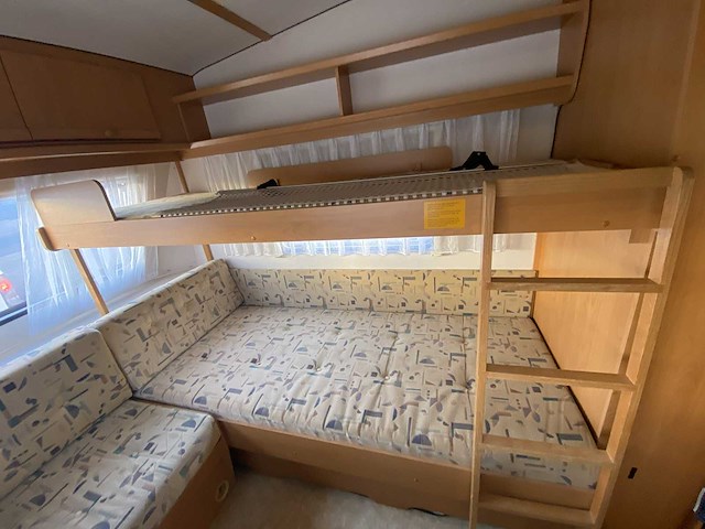 Fendt - - 535 - caravan - afbeelding 12 van  16