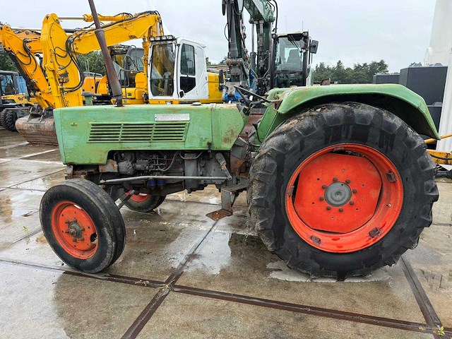 Fendt - 105s - tractor - afbeelding 6 van  13