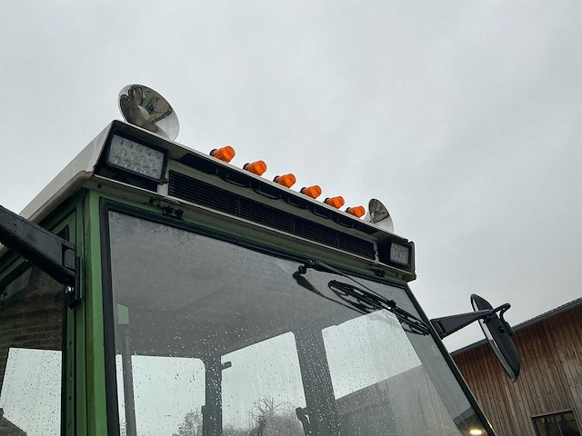 Fendt - 1984 - 611 ls - vierwielaangedreven landbouwtractor - afbeelding 3 van  35