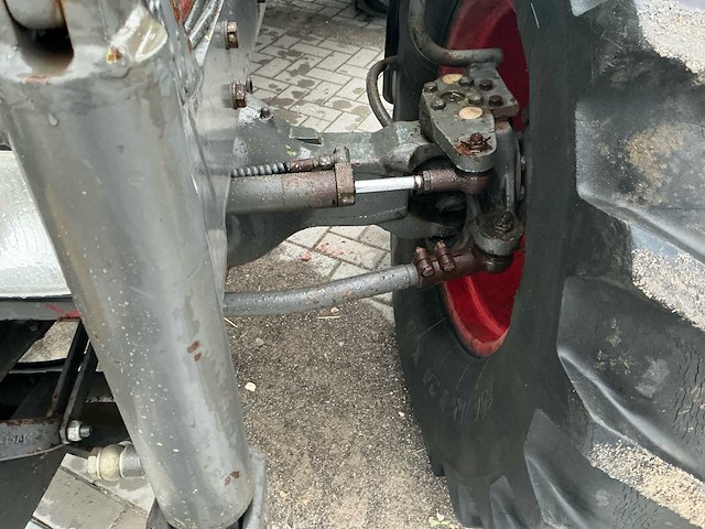 Fendt - 1984 - 611 ls - vierwielaangedreven landbouwtractor - afbeelding 34 van  35